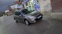 voitures-renault-clio-3-2011-exception-bouchtata-skikda-algerie