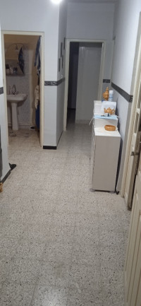 appartement-vente-f3-oum-el-bouaghi-algerie