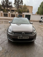 voitures-volkswagen-golf-7-2017-la-carat-plus-djelfa-algerie