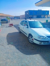 سيارات-renault-megane-1-2002-تيارت-الجزائر