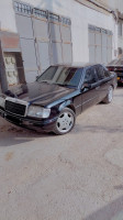 voitures-mercedes-classe-e-1986-w-124-tlemcen-algerie