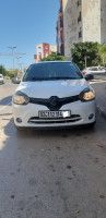 citadine-renault-clio-campus-2014-bye-algerie