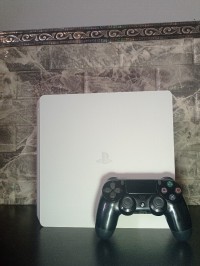 أجهزة-ألعاب-الفيديو-playstation-4-slim-مفلاشي-goldhen-نظام-1252-معمر-ومكتبة-باطل-سطيف-الجزائر