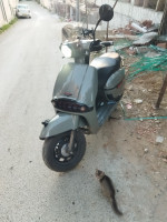 motos-et-scooters-vms-victoria-200-bouzareah-alger-algerie