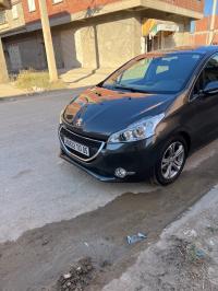 سيارات-peugeot-208-2013-allure-باتنة-الجزائر
