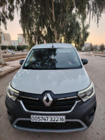 voitures-renault-kangoo-2022-chlef-algerie