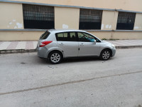 voitures-nissan-tiida-4-portes-2009-ain-taghrout-bordj-bou-arreridj-algerie