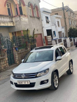 voitures-volkswagen-tiguan-2017-r-line-irdjen-tizi-ouzou-algerie