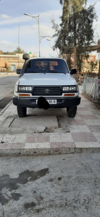 voitures-toyota-land-cruiser-1995-bechar-algerie