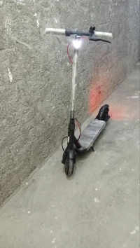 سكوتر كهربائي