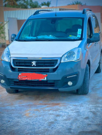 voitures-peugeot-partner-2015-tepee-tebesbest-touggourt-algerie