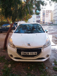 voitures-peugeot-208-2015-baraki-alger-algerie