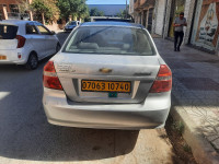 voitures-chevrolet-aveo-4-portes-2007-lt-khenchela-algerie