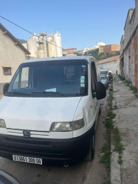 utilitaire-peugeot-boxer-2000-souk-el-thenine-bejaia-algerie