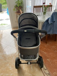 Poussette bébé 