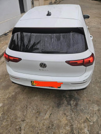 voitures-volkswagen-golf-8-2022-constantine-algerie