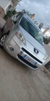 voitures-peugeot-partner-2010-tepee-akbou-bejaia-algerie