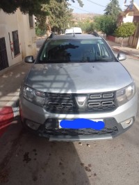 سيارات-dacia-sandero-2018-stepway-أولاد-مع-الله-مستغانم-الجزائر