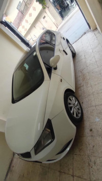 voitures-seat-ibiza-2014-crono-dhala-oum-el-bouaghi-algerie