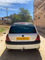 voitures-renault-clio-2-2000-medea-algerie