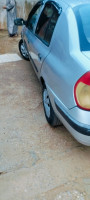 voitures-renault-clio-classique-2006-ain-merane-chlef-algerie