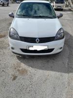 voitures-renault-clio-campus-2014-bye-bejaia-algerie