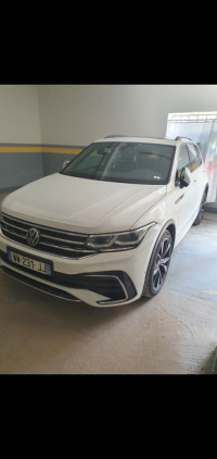 voitures-volkswagen-tiguan-2023-r-line-dely-brahim-alger-algerie