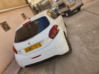 voitures-peugeot-208-2019-blida-algerie