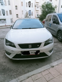 voitures-seat-leon-2015-fr15-constantine-algerie