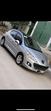 voitures-peugeot-207-2012-allure-constantine-algerie