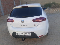 moyenne-berline-seat-leon-2012-msila-algerie