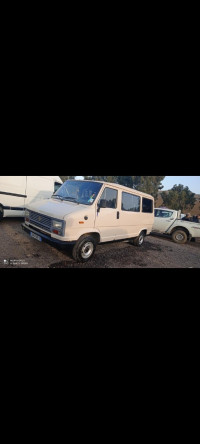 voitures-peugeot-j5-1987-alger-centre-algerie