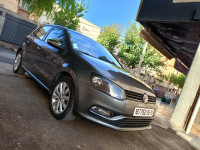 voitures-volkswagen-polo-2015-black-et-silver-khraissia-alger-algerie