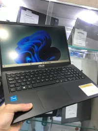 ASUS VIVOBOOK i3-1115G4 256 8GB RAM