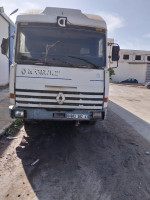 camion-ranault-major-renault-1982-mila-algerie