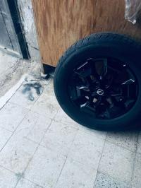 إطارات-وعجلات-pneus-nissan-pathfinder-navara-ref-2556518-عمر-البويرة-الجزائر