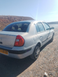 voitures-renault-clio-classique-2004-setif-algerie