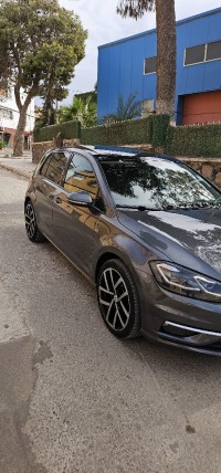 سيارات-volkswagen-golf-7-2018-مستغانم-الجزائر
