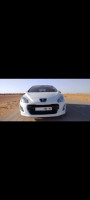 voitures-peugeot-308-2013-el-biod-naama-algerie