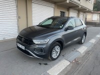 سيارات-volkswagen-t-roc-2023-life-تيارت-الجزائر