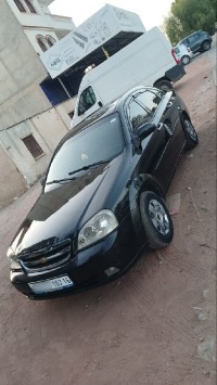 سيارات-chevrolet-optra-4-portes-2007-هراوة-الجزائر