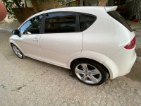 voitures-seat-leon-2012-medea-algerie