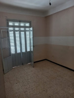 appartement-vente-f3-bouira-algerie