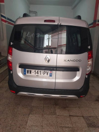 voitures-renault-kangoo-2024-souk-ahras-algerie