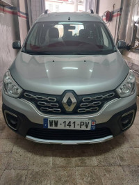 voitures-renault-kangoo-2024-souk-ahras-algerie