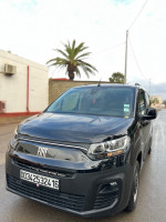 voitures-fiat-doblo-2024-italien-lakhdaria-bouira-algerie