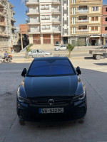 voitures-volkswagen-golf-8-2023-gtd-batna-algerie