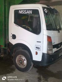 السيارات-النفعية-nissan-cabstar-2015-بوينان-البليدة-الجزائر