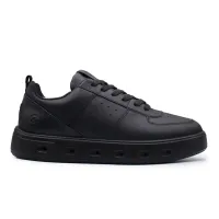 Ecco Street 720 W Black