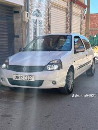 سيارات-renault-clio-2-2002-مستغانم-الجزائر